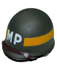 Dragon Models Ltd. Lou Torres U.S. Army Military Police, 8th Infantry Division Crozon Penninsula, Brittany 1944: MP Helmet