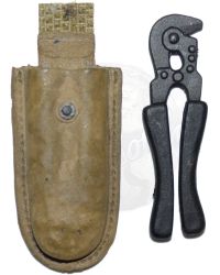 21st Century Toys WWII US Army Molded Engineers Wire Cutter & Pouch