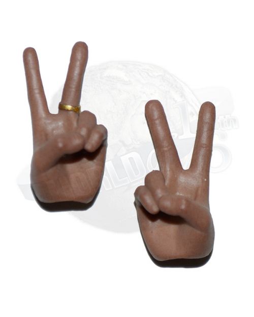 Win C. Studio Legendary Pacifist Singer: Peace Symbol Hand Set #2