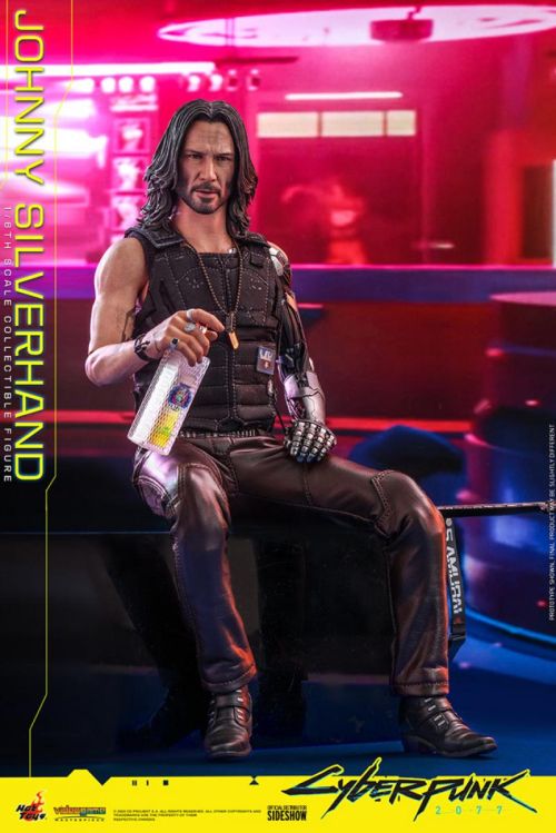 Hot Toys Johnny Silverhand #13