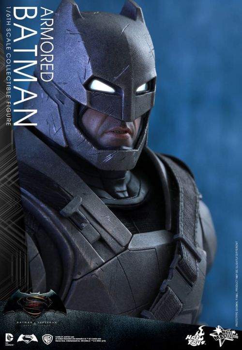 Hot Toys Armored Batman #7