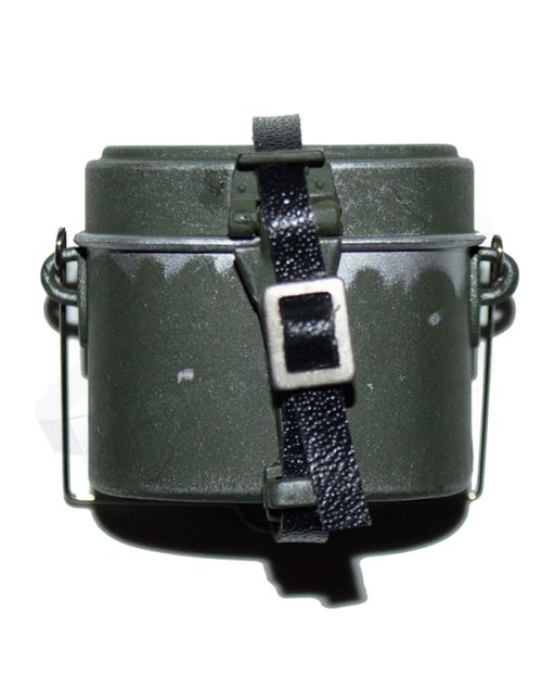 Dragon Models Ltd. Arnold Axis Weathered M31 Mess Tin